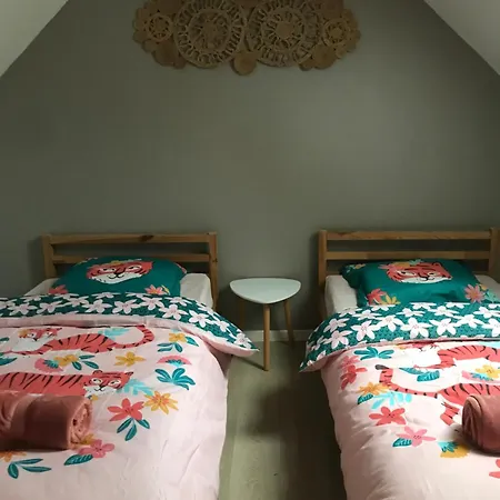 Maison 6 *